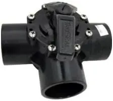 [116021 / 600-7200-CPVC] VALVULA DE 3 VIAS 1 1/2" X 2" WATERWAY